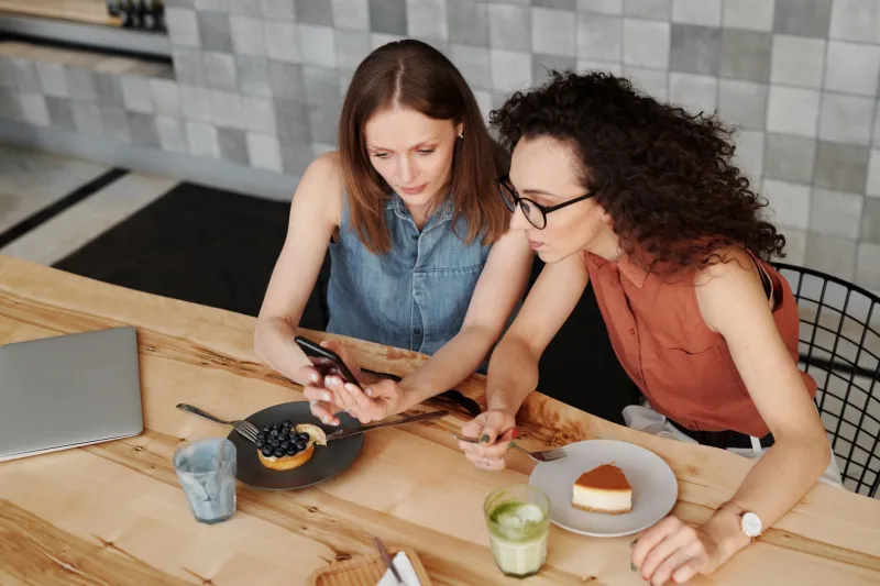 Why Your Feed Feels Like a Best Friend (And Your Group Chat Feels Like Work)